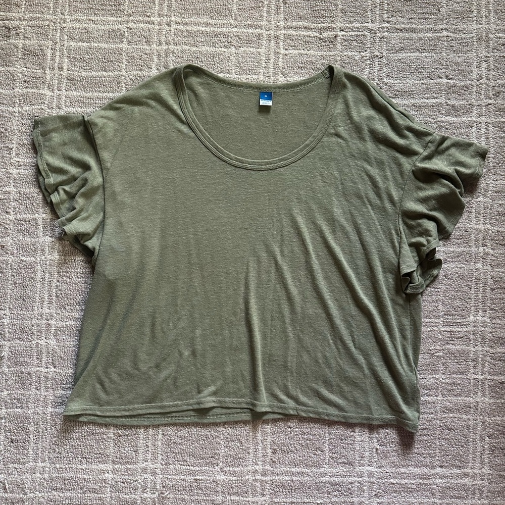 OLD NAVY • Flutter Sleeve Blouse